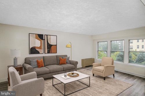 201-3901 Cathedral Ave Nw, WASHINGTON, DC, 20016-5215 | Card Image