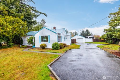 305 N Township St, Sedro Woolley, WA, 98284-1247 | Card Image