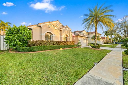 343 Sw 187th Ter, Pembroke Pines, FL, 33029-5437 | Card Image