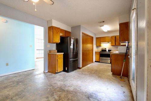 103 Jamie Court, Crestview, FL, 32539 | Card Image