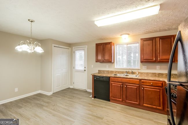 1206 Brockdell Ct, House other with 3 bedrooms, 2 bathrooms and null parking in Norcross GA | Image 9