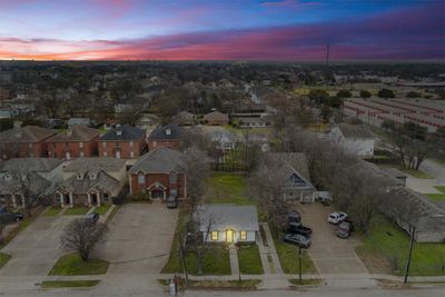 1918 S 15th Street, House other with 2 bedrooms, 1 bathrooms and null parking in Waco TX | Image 2