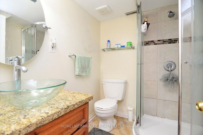 7 Sophia St, House other with 3 bedrooms, 2 bathrooms and 4 parking in Brampton ON | Image 36