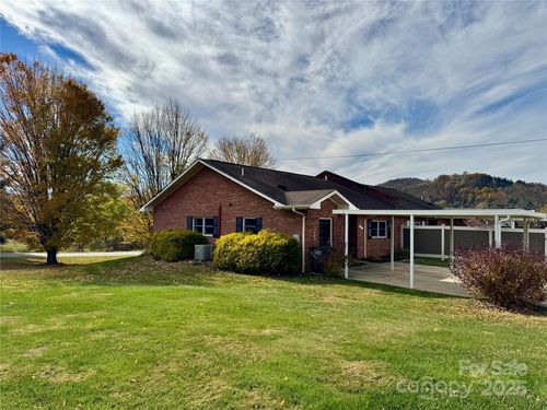 1-41 Transou St, Sparta, NC, 28675-8319 | Card Image