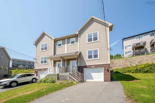 24 Uprange Court, House with 3 bedrooms, 4 bathrooms and 1 parking in Middle Sackville NS | Card Image