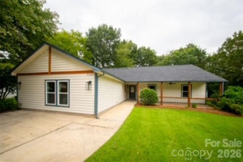 7159 Moss Point Dr, Charlotte, NC, 28277-9142 | Card Image