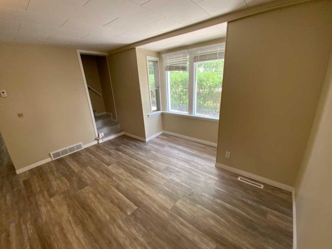 409 Main Street, House other with 2 bedrooms, 2 bathrooms and 6 parking in Trochu AB | Image 9