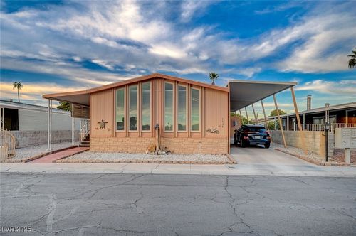 5534 Rio Arriba Dr, Las Vegas, NV, 89122-3353 | Card Image