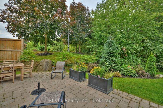 50 Aberdeen Lane S, Condo with 2 bedrooms, 3 bathrooms and 2 parking in Niagara On The Lake ON | Image 38