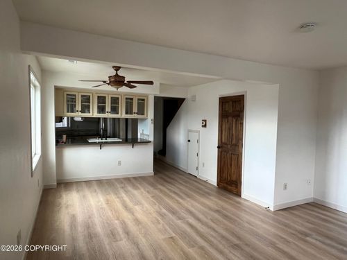 c79-4033 E 20th Ave, Anchorage, AK, 99508-3584 | Card Image