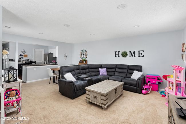 27 Schooners Sq, Condo with 2 bedrooms, 1 bathrooms and null parking in Freehold NJ | Image 16