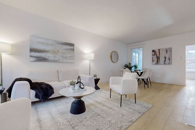 9 Newman Ave, House other with 4 bedrooms, 2 bathrooms and 1 parking in East York ON | Image 4