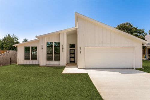 639 Matador Dr, Oak Point, TX, 75068-2126 | Card Image