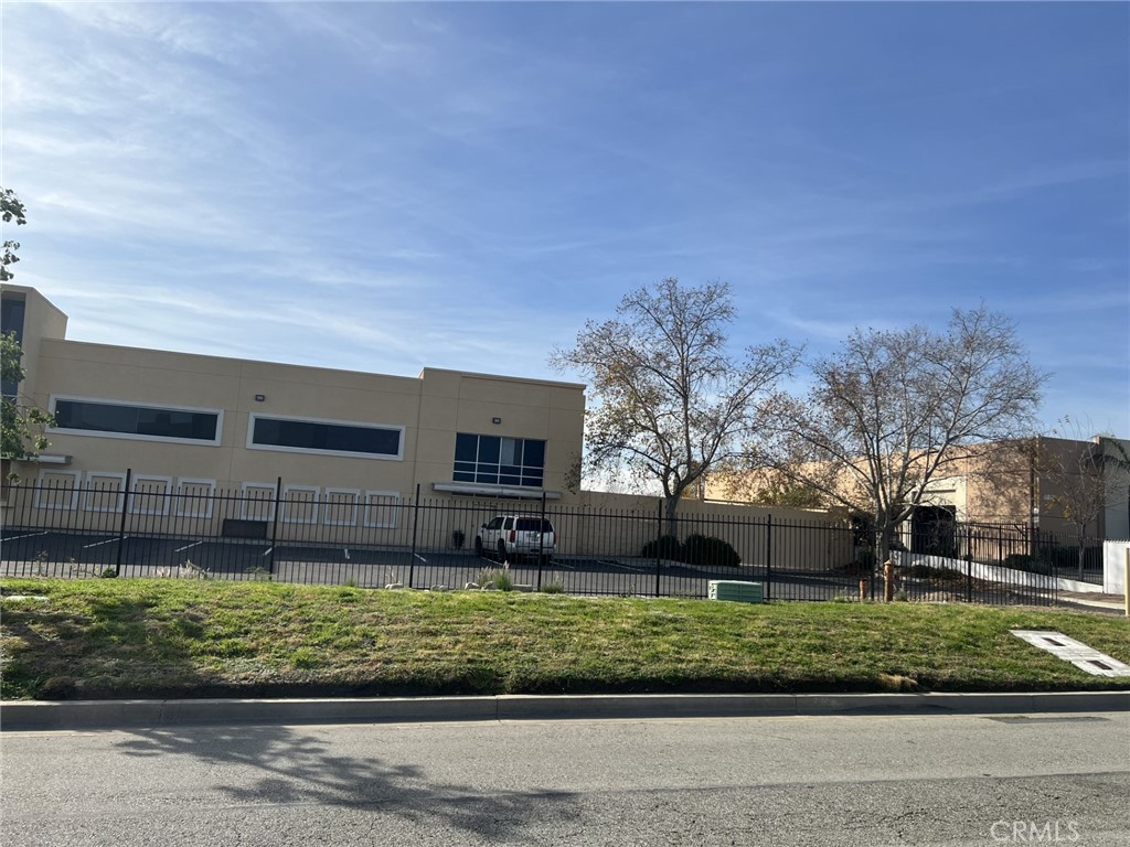 4240 Hallmark Pkwy, San Bernardino, CA 92407