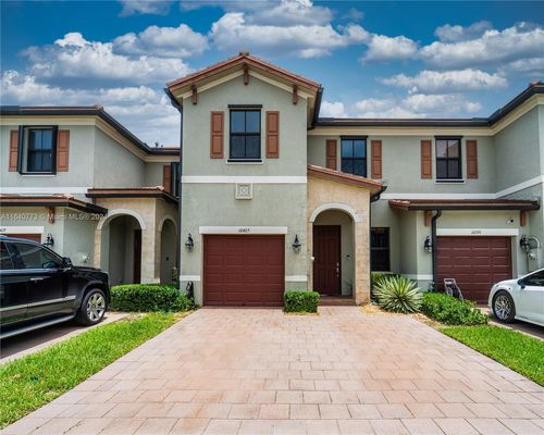 10405-10405 W 34th Ct, Hialeah, FL, 33018 | Card Image