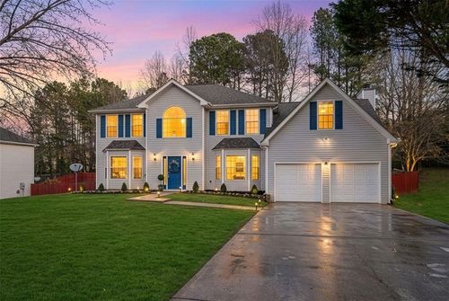 7094 Deshon Bend Cir, Lithonia, GA, 30058-2935 | Card Image