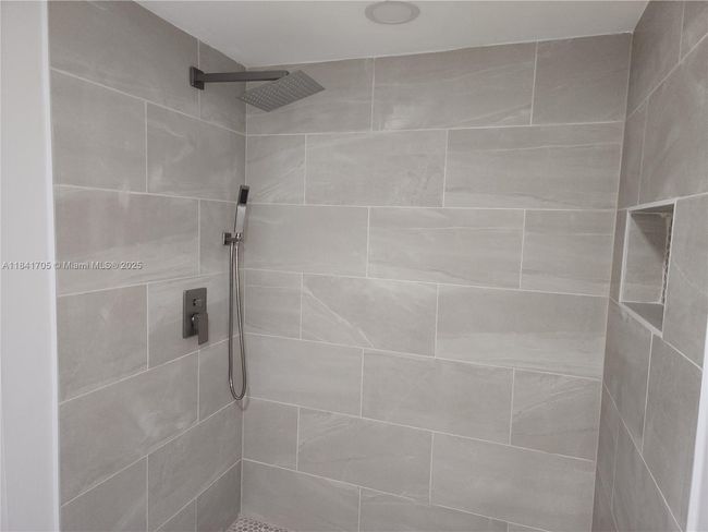 APT-305 - 1900 Sabal Palm Dr, Condo with 3 bedrooms, 2 bathrooms and null parking in Davie FL | Image 15