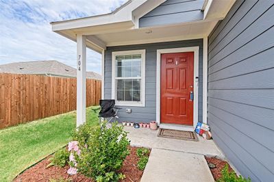 704 Dashwood Drive, House other with 3 bedrooms, 2 bathrooms and null parking in Princeton TX | Image 3