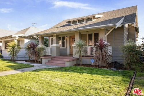 3218 27th St, Los Angeles, CA, 90018 | Card Image