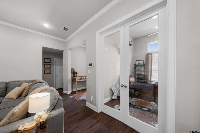 409 Meadows Ct, House other with 3 bedrooms, 3 bathrooms and null parking in Chandler TX | Image 40