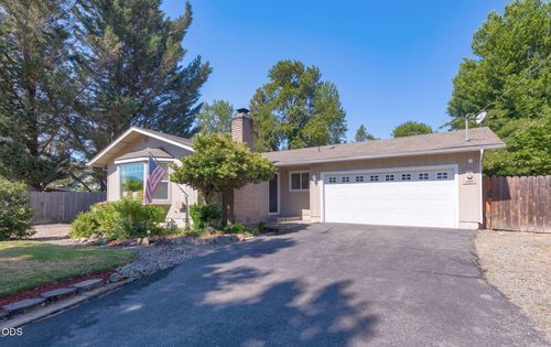 1660 Nw Highland Avenue, Grants Pass, OR, 97526 | Card Image