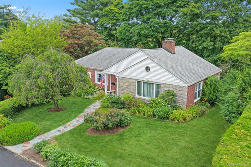 100 Yale Rd, Hartsdale, NY, 10530-2013 | Card Image