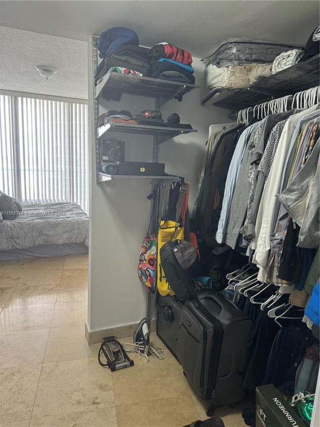 APT-4109 - 1750 N Bayshore Dr, Condo with 1 bedrooms, 1 bathrooms and null parking in Miami FL | Image 9