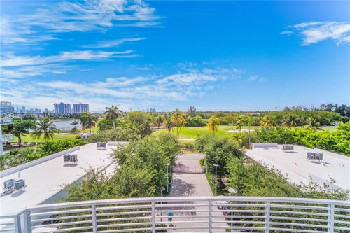 apt-8-2021 Meridian Ave, Miami Beach, FL, 33139-1541 | Card Image