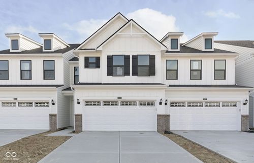 9799 Behner Dr, Indianapolis, IN, 46250-3042 | Card Image