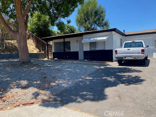 205 Hollenbeck Rd, San Marcos, CA, 92069-1211 | Card Image