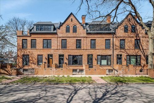 73 Mackubin St, Saint Paul, MN, 55102-2021 | Card Image