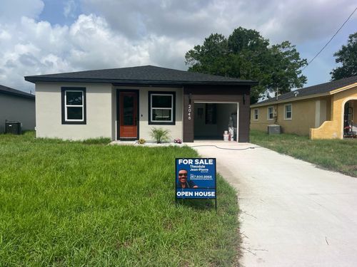 2048 Dixie Ave, SANFORD, FL, 32771-9697 | Card Image