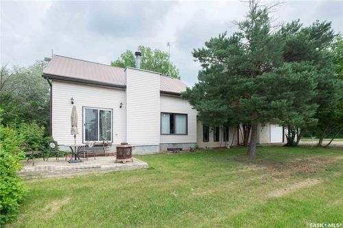 501 Bank St, Saskatchewan Beach, SK, S0G1B1 | Card Image