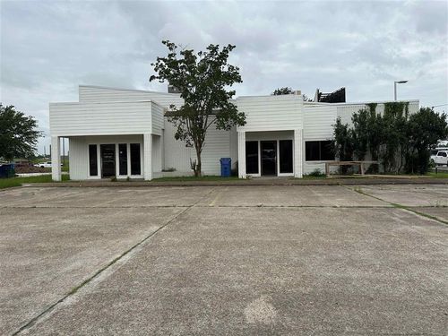 1528 Prien Lake Road, Lake Charles, LA, 70601 | Card Image