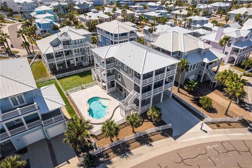 272 Marco Ln, Port Aransas, TX, 78373-5084 | Card Image