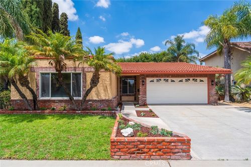 2815 E Dutch Ave, Anaheim, CA, 92806-3837 | Card Image