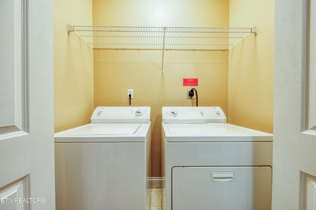 202 - 3001 River Towne Way, Condo with 3 bedrooms, 2 bathrooms and null parking in Knoxville TN | Image 5