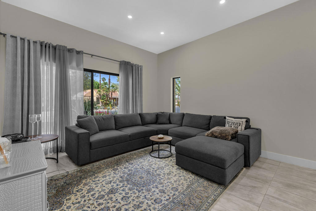 Residential in Palm Springs 3