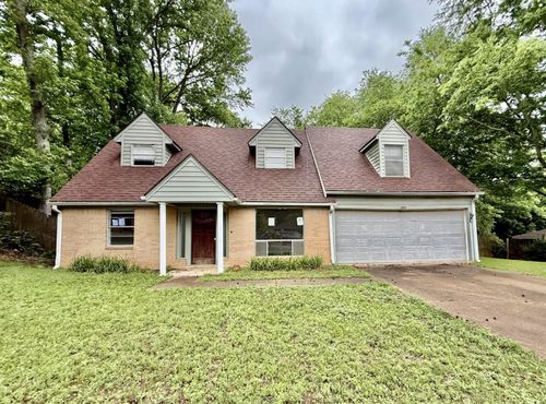 202 N Meadowbrook Dr., Overton, TX, 75684 | Card Image