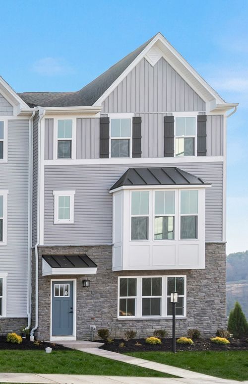 1195 Olivia Dr, Oakdale, PA, 15071-3810 | Card Image