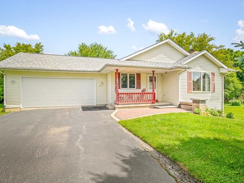 117 Pembroke Rd Sw, Poplar Grove, IL, 61065-9266 | Card Image