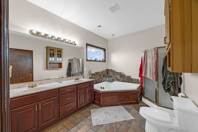 6991 Ne 27 Th Ave, Home with 4 bedrooms, 4 bathrooms and null parking in Altoona IA | Image 26