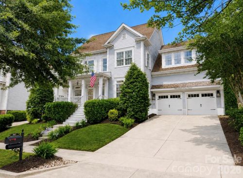 887 Stratford Run Dr, Fort Mill, SC, 29708-5701 | Card Image