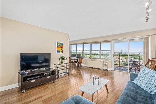 apt-12-17 215th St, Bayside, NY, 11360-1717 | Card Image