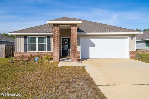 6468 Eastland Cir, Biloxi, MS, 39532-4551 | Card Image