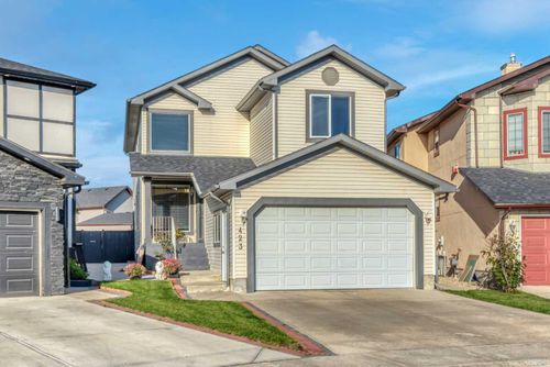 423 Taracove Estate Drive Ne, Calgary, AB, T3J4S8 | Card Image