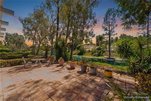 23122 Park Sorrento, Calabasas, CA, 91302 | Card Image