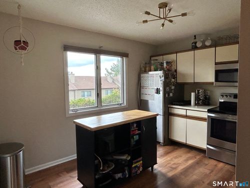 apt-85-489 Wolcott St, Bristol, CT, 06010-6475 | Card Image