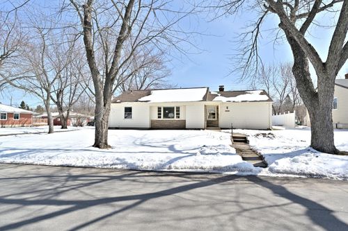 3002 6th Ave E, Hibbing, MN, 55746-2538 | Card Image