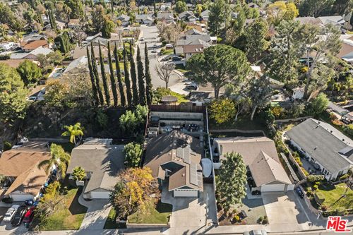 27558 Pamplico Dr, Valencia, CA, 91354 | Card Image